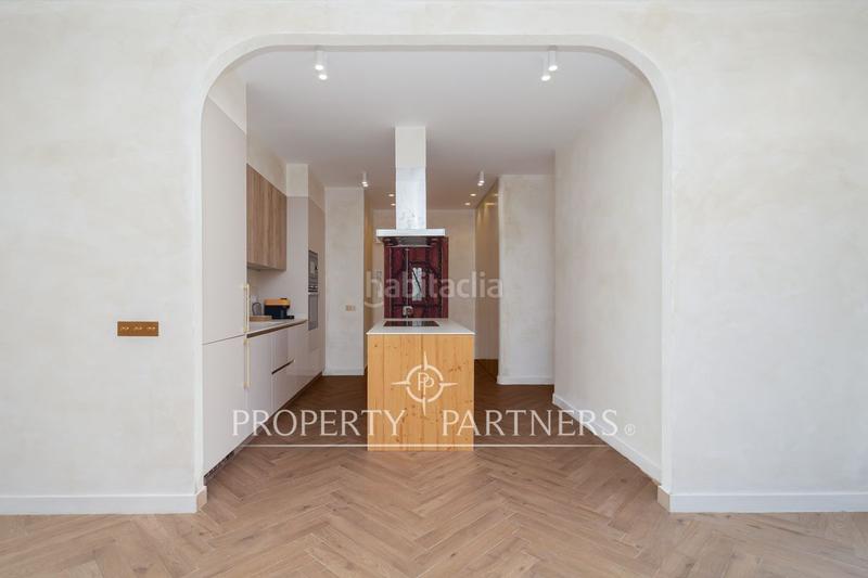 Foto a8b74147-0695-49d4-acd6-f40f5f890ebe. Àtic amb calefacció a Ríos Rosas-Nuevos Ministerios Madrid