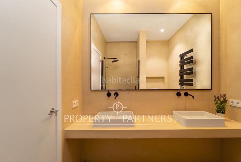 Foto e7722a6f-8d39-4d3e-a60b-2a6003fee3a7. Àtic amb calefacció a Ríos Rosas-Nuevos Ministerios Madrid