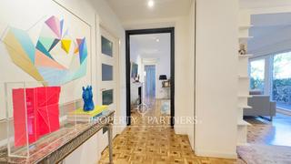 Apartament  Calle de colombia. Precioso y luminoso piso reformado con terraza en hispanoamérica