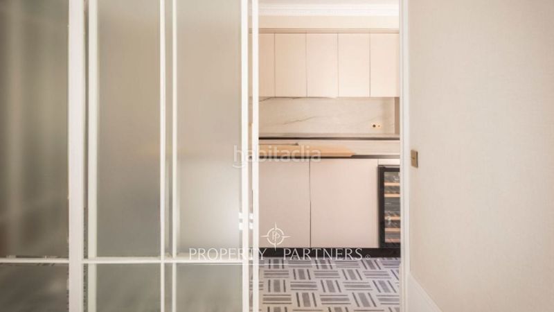 Foto c2795df4-8fbc-4a3d-a79f-d79bd7333653. Dachwohnung mit heizung parking in Lista Madrid
