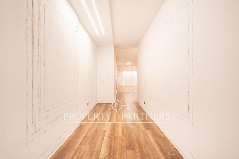 Foto 27c9970b-158f-4a1c-a636-cd0817f90211. Local comercial amb calefacció a Recoletos Madrid