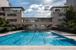 Apartament  Avenida de los prunos. Impresionante piso con gran terraza tipo ático