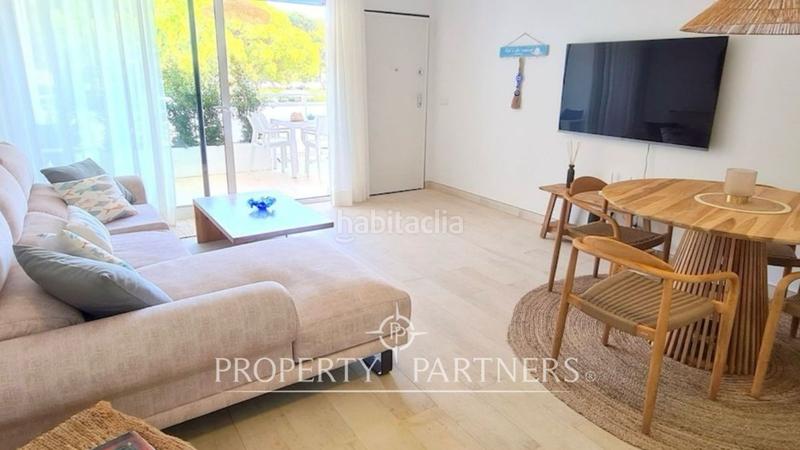 Foto 452103bb-a67b-42df-a68b-9307568d202e. Apartamento  en la playa a la venta costa blanca en Moraira