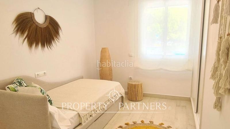 Foto 47d32ebb-2d2b-470a-af50-26dd9e981013. Apartamento  en la playa a la venta costa blanca en Moraira