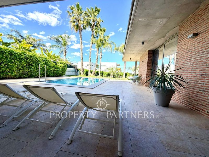Foto 207295b4-ca6e-4d9f-89f6-6946539d80d4. Chalet mit heizung parking pool in Torre en Conill-Cumbres de San Antonio Bétera