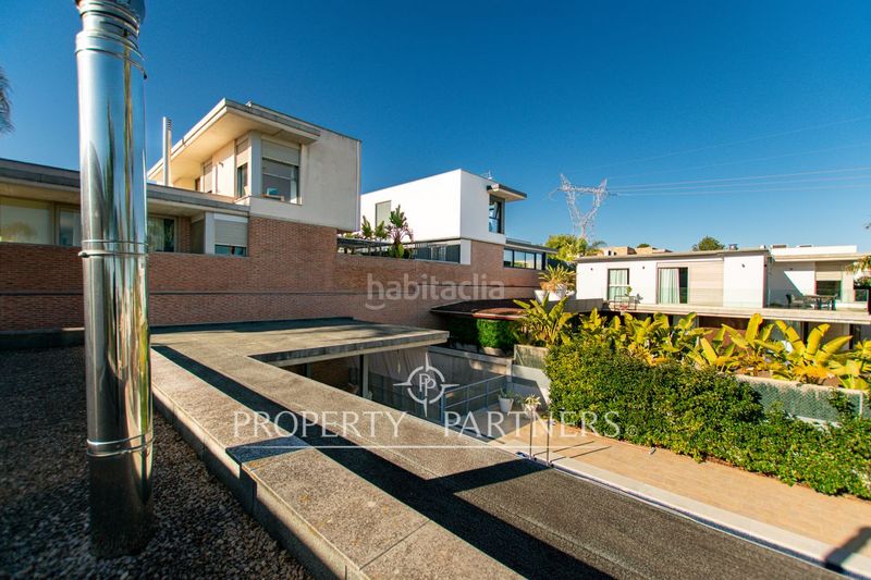 Foto cf16f0aa-175e-4af3-8fca-5768647abfbe. Chalet mit heizung parking pool in Torre en Conill-Cumbres de San Antonio Bétera