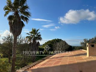 Chalet  Felanitx. Finca rústica con estilo mallorquín y opción de piscina legal