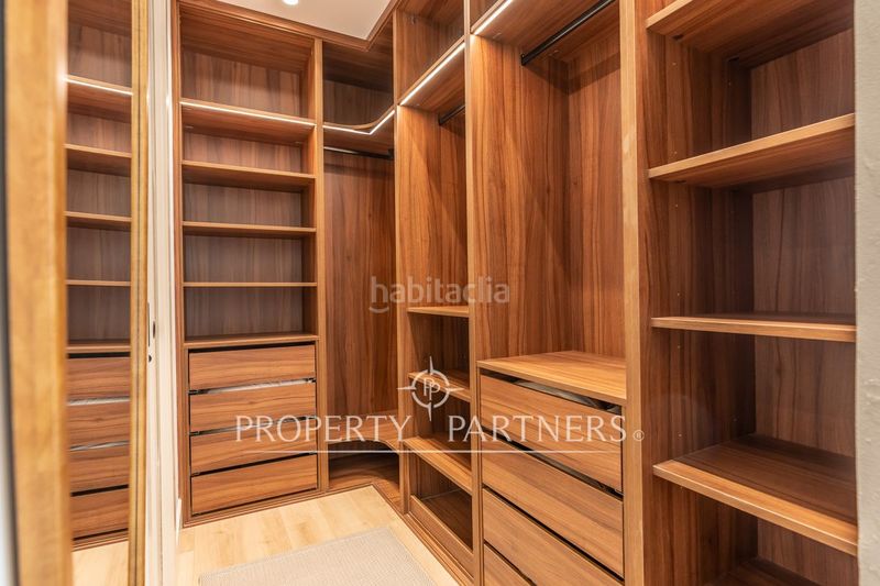 Foto 359fcf45-9a40-42bd-8cfe-ef736533f4e2. Apartament amb calefacció a Almagro Madrid