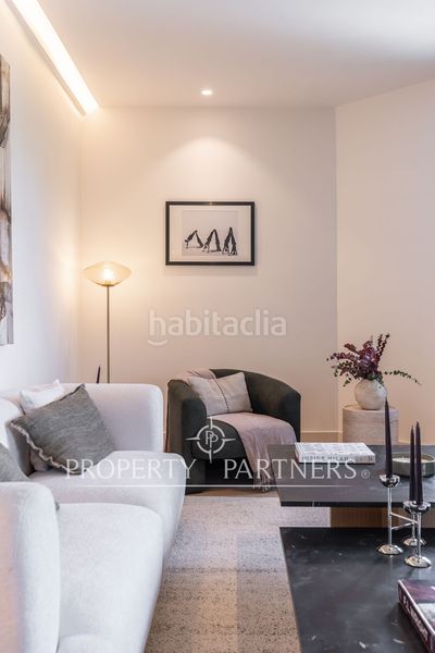 Foto 6b186ad6-f0c8-44f2-a52b-69072327878d. Apartament amb calefacció a Almagro Madrid