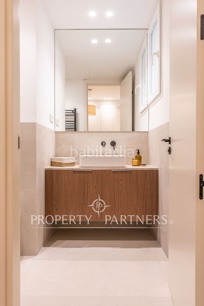 Foto 7bd87b73-9600-418e-8abf-6fefe06239d2. Apartament amb calefacció a Almagro Madrid