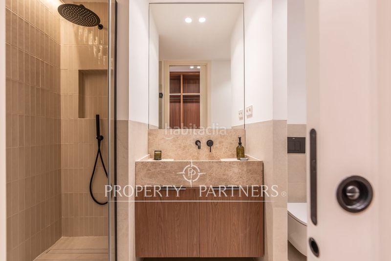 Foto b2355a52-d899-4f3f-a751-e592abc08821. Apartament amb calefacció a Almagro Madrid