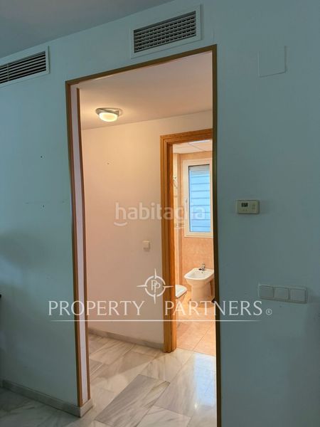 Foto b9d4fe7f-b710-4057-908d-619f9b64d2bb. Apartament amb aparcament a Campanillas Málaga