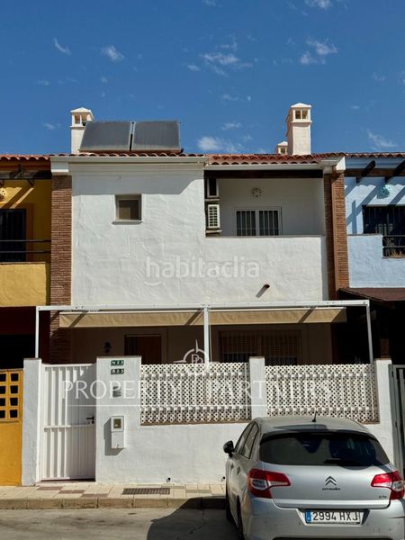 Foto 8ff92a5a-6be5-4198-8ef5-328c3647b18e. Casa adossada amb aparcament piscina a Lo Cea Rincón de la Victoria