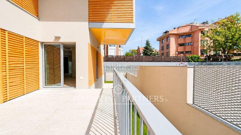 Foto 0a9cecd1-1843-4562-b866-c4a375a85542. Apartament amb calefacció aparcament piscina a San Juan Bautista Madrid