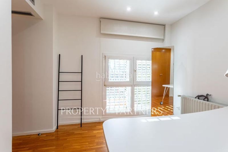 Foto e2c107fc-b80d-405e-b478-d2d3829ff8dd. Casa aparellada amb calefacció aparcament piscina a Rocafort