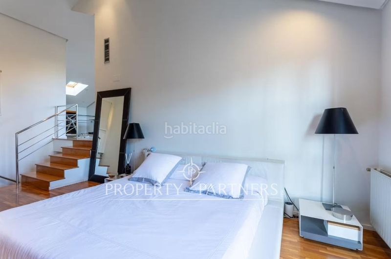 Foto e3451e53-2e3c-4e03-9e93-6e67b3bc38e8. Casa aparellada amb calefacció aparcament piscina a Rocafort