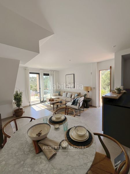 Foto a8990a37-306c-4d49-b7a2-e6799f25681a. Casa aparellada amb calefacció aparcament piscina a Manacor