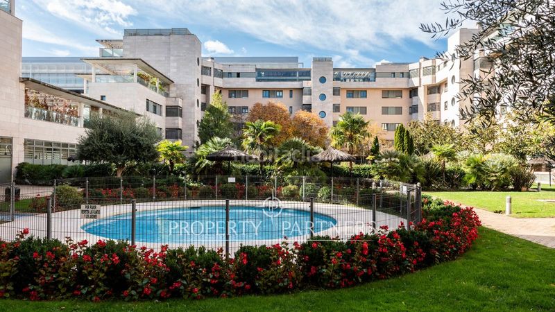 Foto 46734dc5-8e6e-4c42-86a3-8bf390f0ee85. Apartament amb calefacció aparcament piscina a Palomas Madrid