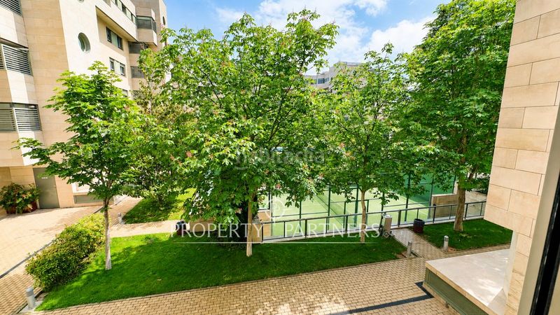 Foto 7c2e11e5-c772-4b90-b579-9fcf45270123. Apartament amb calefacció aparcament piscina a Palomas Madrid