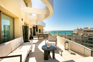 Duplex  Dune mediterranean. Exclusivo ático dúplex amueblado a estrenar en playa de el puig