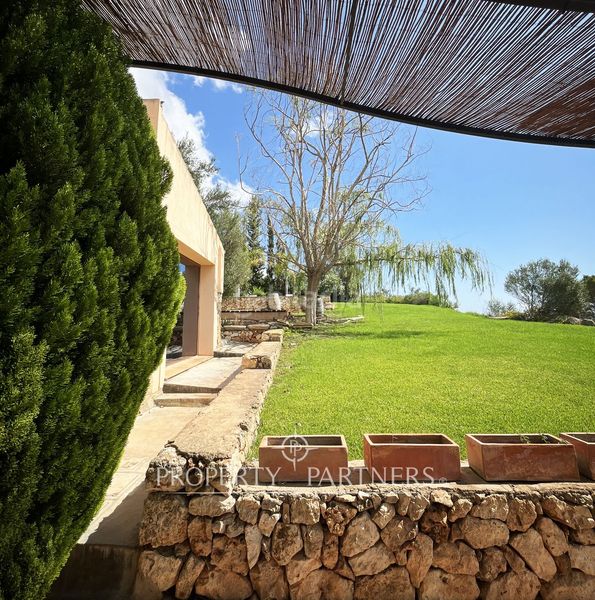 Foto a56a9175-3efc-4a65-95b2-f30376962a56. Masia amb aparcament piscina a Manacor centre Manacor