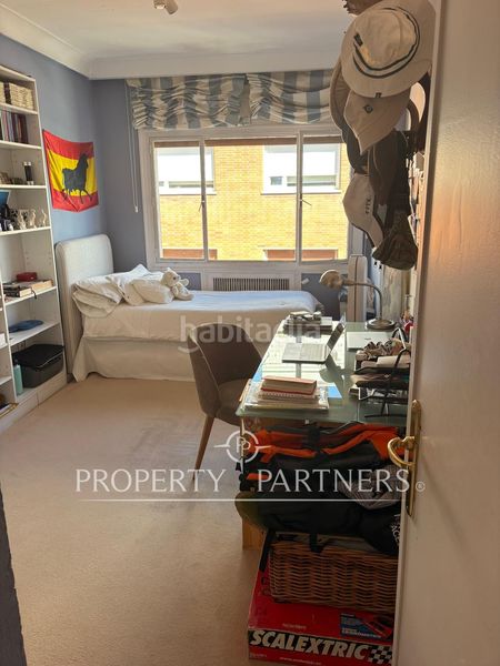 Foto 435d4fb8-2fac-42d1-8a1f-47e9a3267209. Apartament amb aparcament a Nueva España Madrid