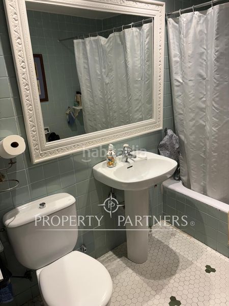 Foto 987b86ff-b005-4e53-b2ee-cf326d703798. Apartament amb aparcament a Nueva España Madrid