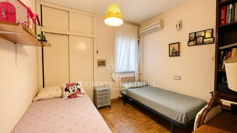 Foto 2a4471e2-e9b4-4b4f-98f4-e26815d5bfad. Apartament amb calefacció aparcament piscina a Castilla Madrid