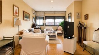 Apartament  Paseo de la castellana. Excelente piso ubicado en el paseo de la castellana frente a las