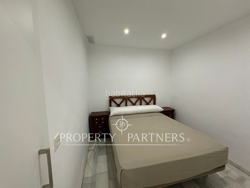 Foto a27d3582-218c-424d-9207-40d3c30166d5. Apartament amb piscina a La Carolina - Guadalpín Marbella