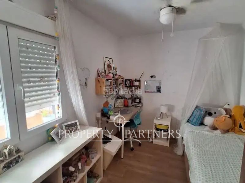 Foto 3f0851db-03ec-4d8f-9346-0db438cffe75. Apartament a L´Eixereta Burjassot