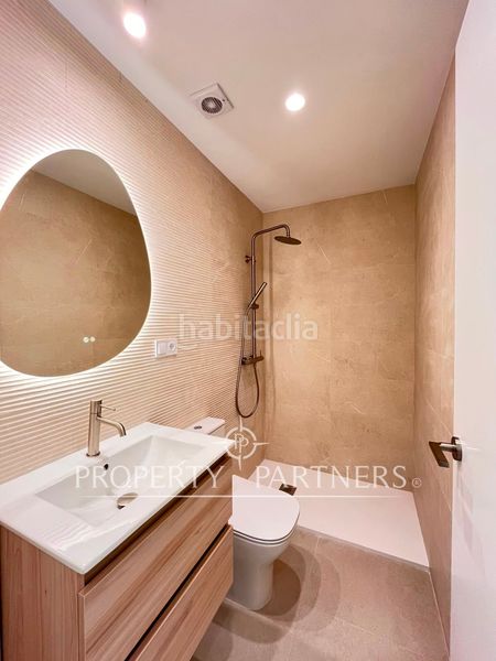 Foto f44a3562-3ccb-4605-8acc-bd56c0ef0484. Apartament a Suárez Málaga