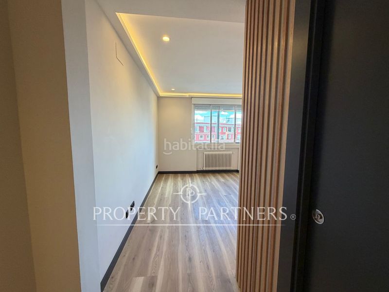 Foto 3dcd4b27-86ef-4437-994d-8db5038adaa7. Lloguer apartament amb piscina a Lista Madrid