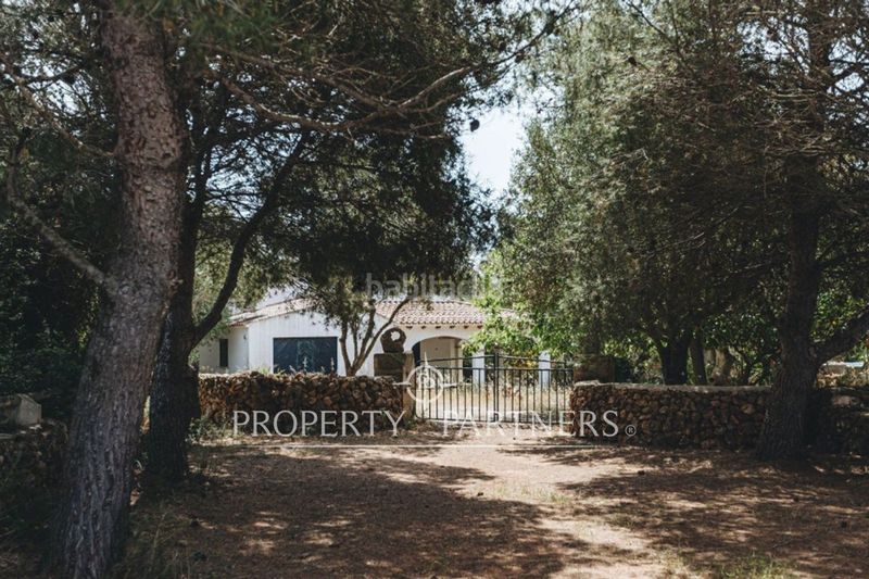 Foto 140b691e-7f8f-4eb6-b952-38697c153227. Masia amb aparcament piscina a Cala d´En Bosch-Serpentona Ciutadella de Menorca