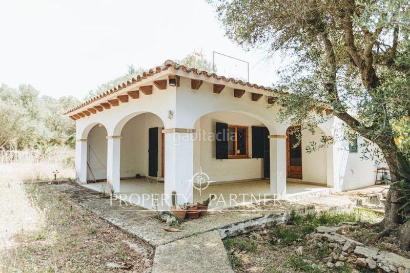 Foto f7a2b0f1-ae9c-4f62-8f02-5bbeb3d8dcd5. Masia amb aparcament piscina a Cala d´En Bosch-Serpentona Ciutadella de Menorca