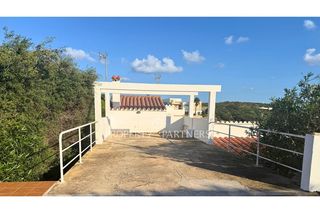 Xalet  Carrer de la fragata. Vivienda unifamiliar con parcela de 500 m y piscina en cala llon