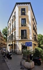 Appartement  Calle de la cava baja. Exclusivo piso reformado con dos viviendas en una en palacio
