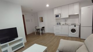 Affitto Piccolo appartamento in Avenida italia 61. Precioso apartamento reformado céntrico