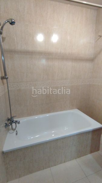 Foto a7990474-0210-4d0c-a22a-1ed0dacff201. Rent flat in Centro Huelva