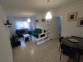 Lloguer Pis a Nuevo Parque - Los Rosales - Tráfico Pesado. Piso para estudiantes cerca de universidad