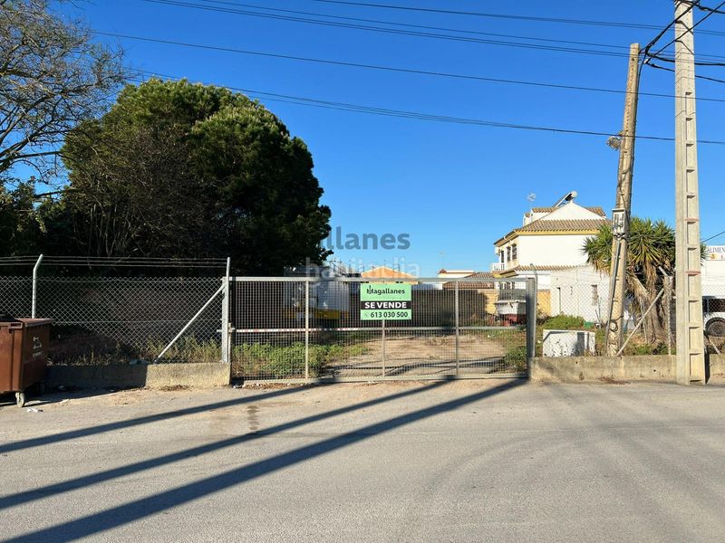 Foto ae73c89c-3b56-432b-b3c8-1711bc849f0a. Masia amb aparcament a Chipiona norte Chipiona