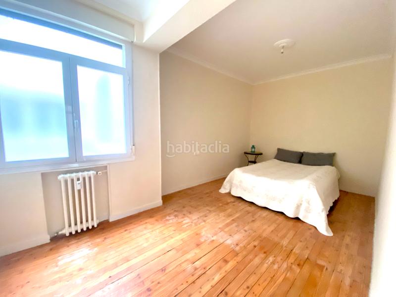 Foto af60a7f2-e198-48c4-a26a-4dfefb5dfe54. Appartamento con riscaldamento in Ensanche Vitoria - Gasteiz