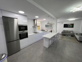 Location Appartement à Avenida de sorolla 37. 3 dormitorios 2 baños
