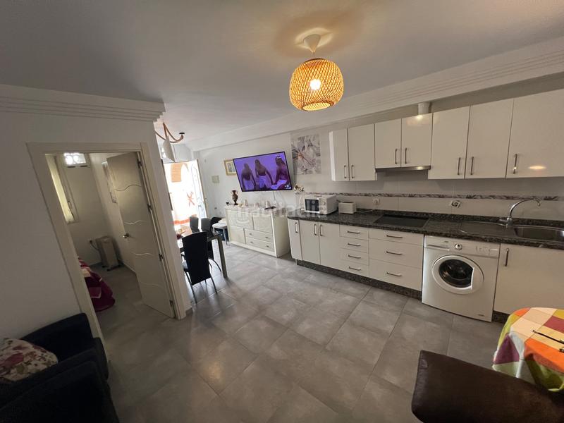 Foto 2589ed31-71ae-484f-ac12-fc31c4753e9d. Alquiler piso en calle carvajal 5 piso 2 dormitorio 2 baños en Benalmádena