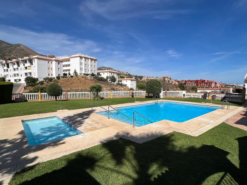 Foto 6fc53276-c067-4045-95a5-0166eff63551. Alquiler piso en calle carvajal 5 piso 2 dormitorio 2 baños en Benalmádena