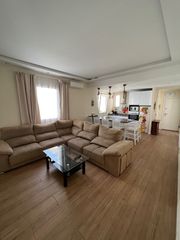 Location Appartement à Calle lachambre domínguez 5. Piso de 3 dormitorios