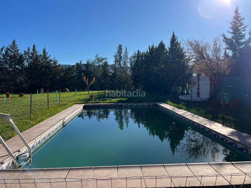 Foto a2f3c0b2-4cfb-4ceb-8a75-0e4bc2ee6370. Lloguer xalet a calle málaga 5 a Pizarra