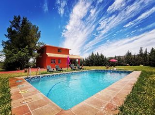 Location Chalet  Calle málaga 5. Chalet 5 dormitorios en pizzara