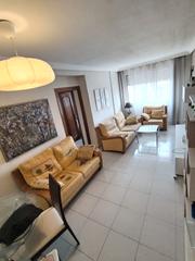 Affitto Appartamento in Calle lugo 1. Alquiler piso junto reina sofia