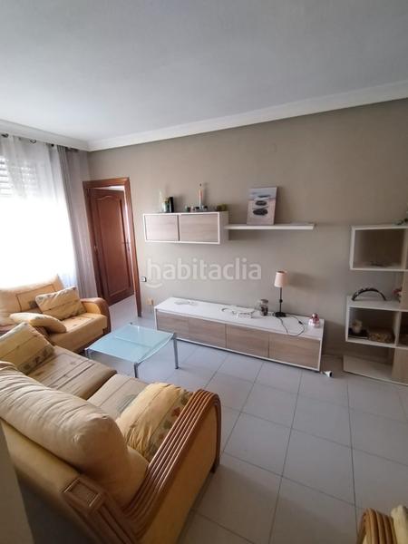 Foto e8aa817c-6b1e-4e93-bba9-d395deb403c3. Miete etagenwohnung in calle lugo 1 in Vistabella Murcia